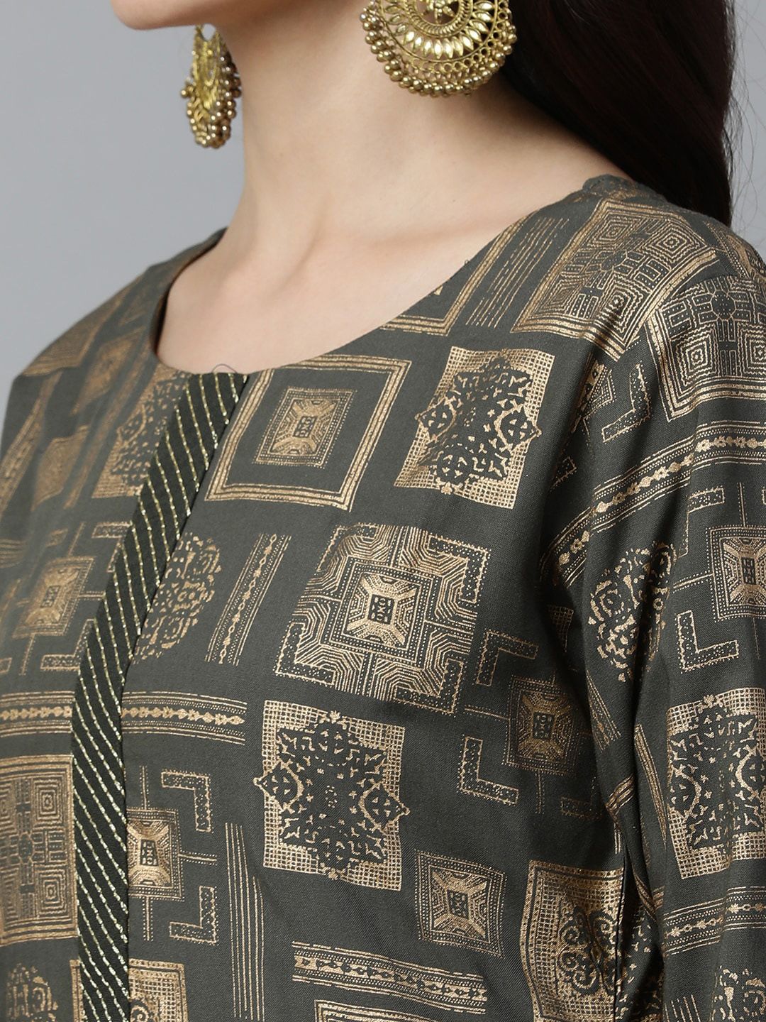 Dhiyona IE Women Green Printed Straight Kurta