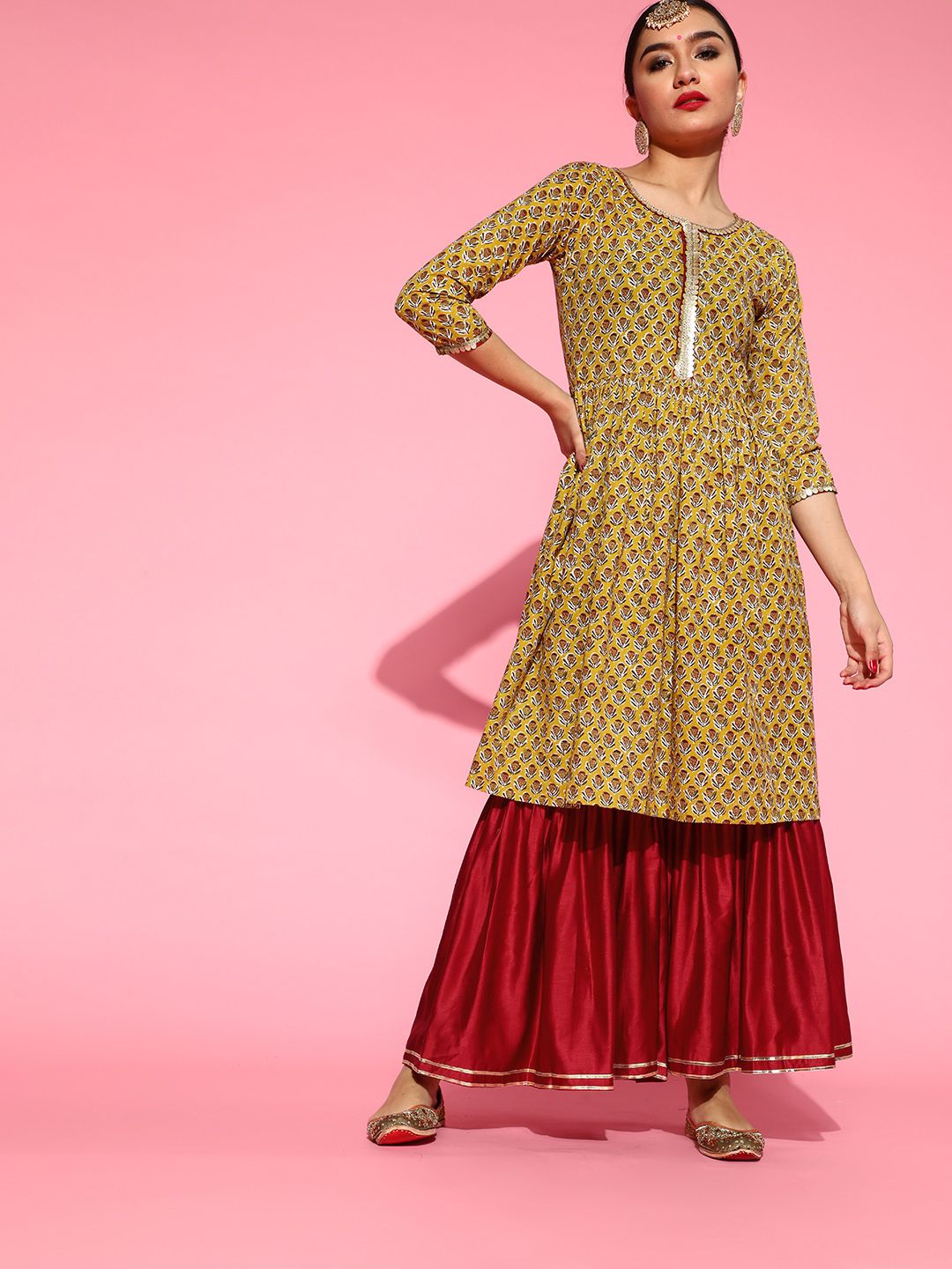Dhiyona IE Ethnic Motifs Cotton Blend Kurta Set