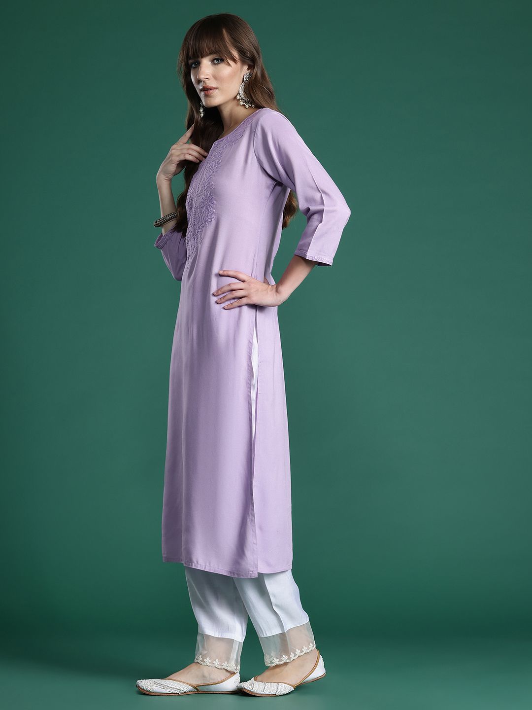 Indyancart IE Floral Embroidered Thread Work Kurta