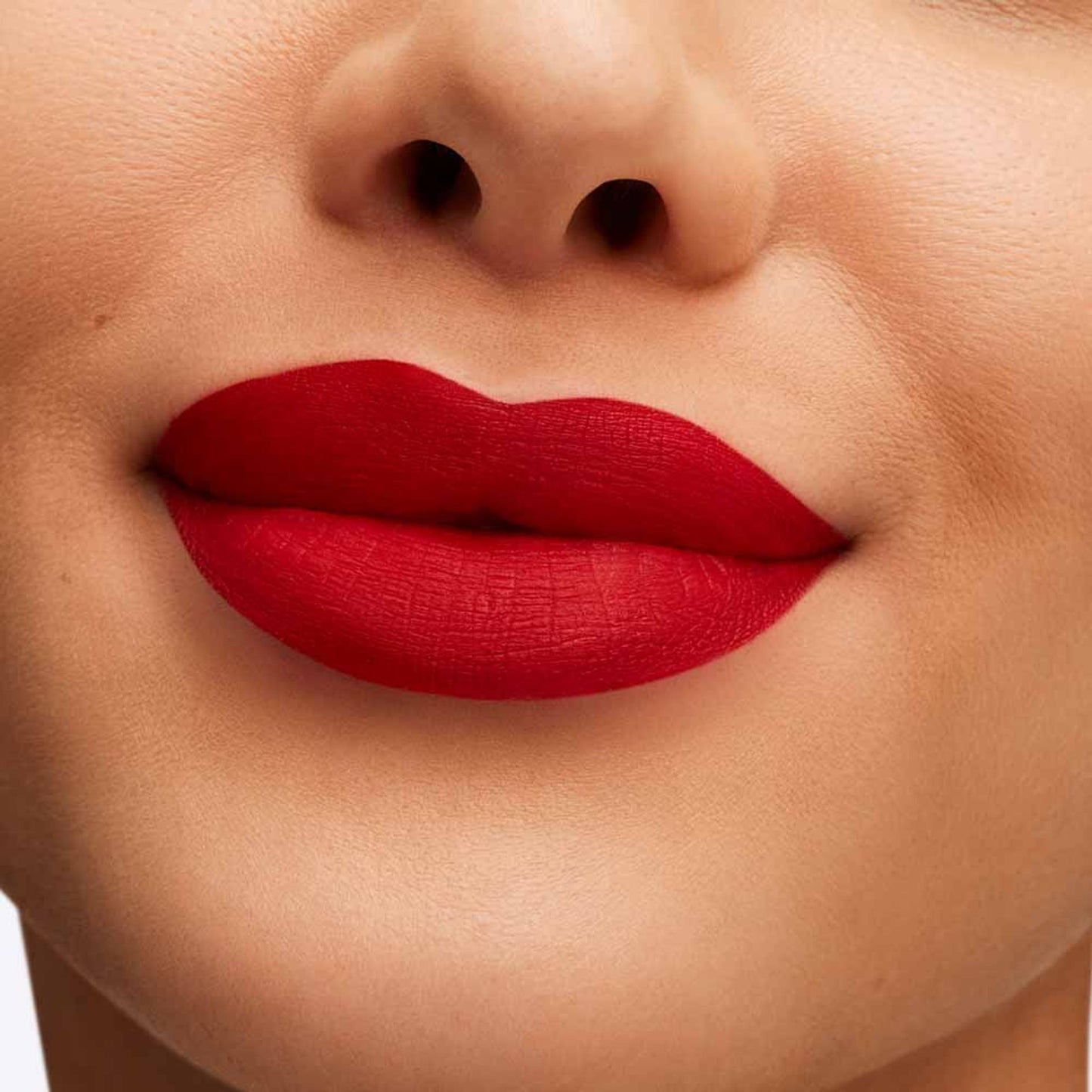 M.A.C Ruby's Crew: Retro Matte Liquid Lipcolour - Ruby Phew!