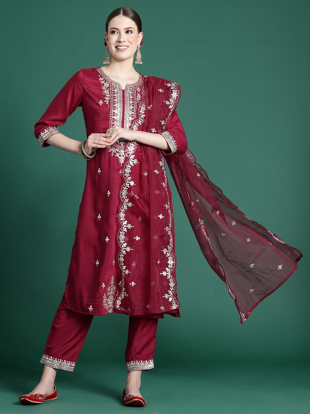 Indyancart IE Ethnic Motifs Embroidered Gotta Patti Kurta With Trousers & Dupatta