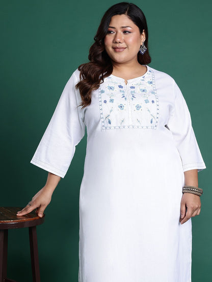 Indyancart IE Plus Size Floral Embroidered Sequinned Pure Cotton Kurta with Trousers