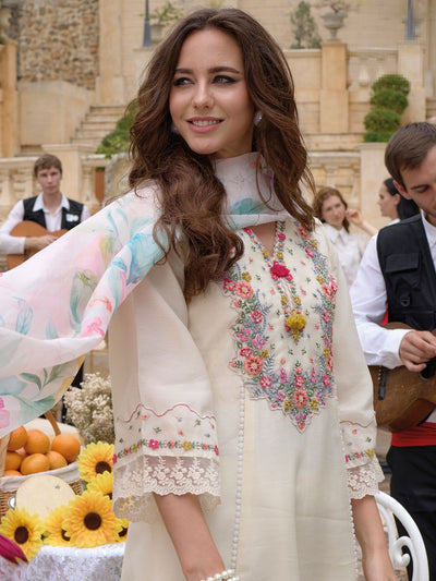 Indyancart IE Floral Embroidered Kurta With Trousers & Dupatta