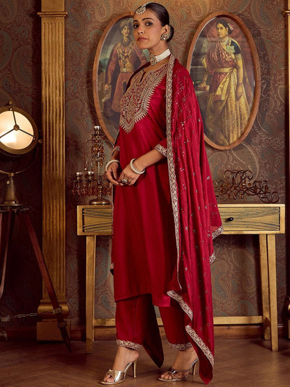 Dhiyona IE Women Paisley Embroidered Regular Kurta with Trousers & With Dupatta