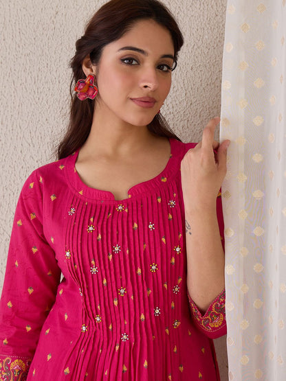 Indyancart IE Women Ethnic Motifs Printed Cotton Kurta with Trousers