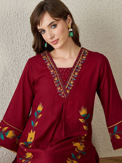Women Floral Printed Regular Thread Work Kurta with Palazzos