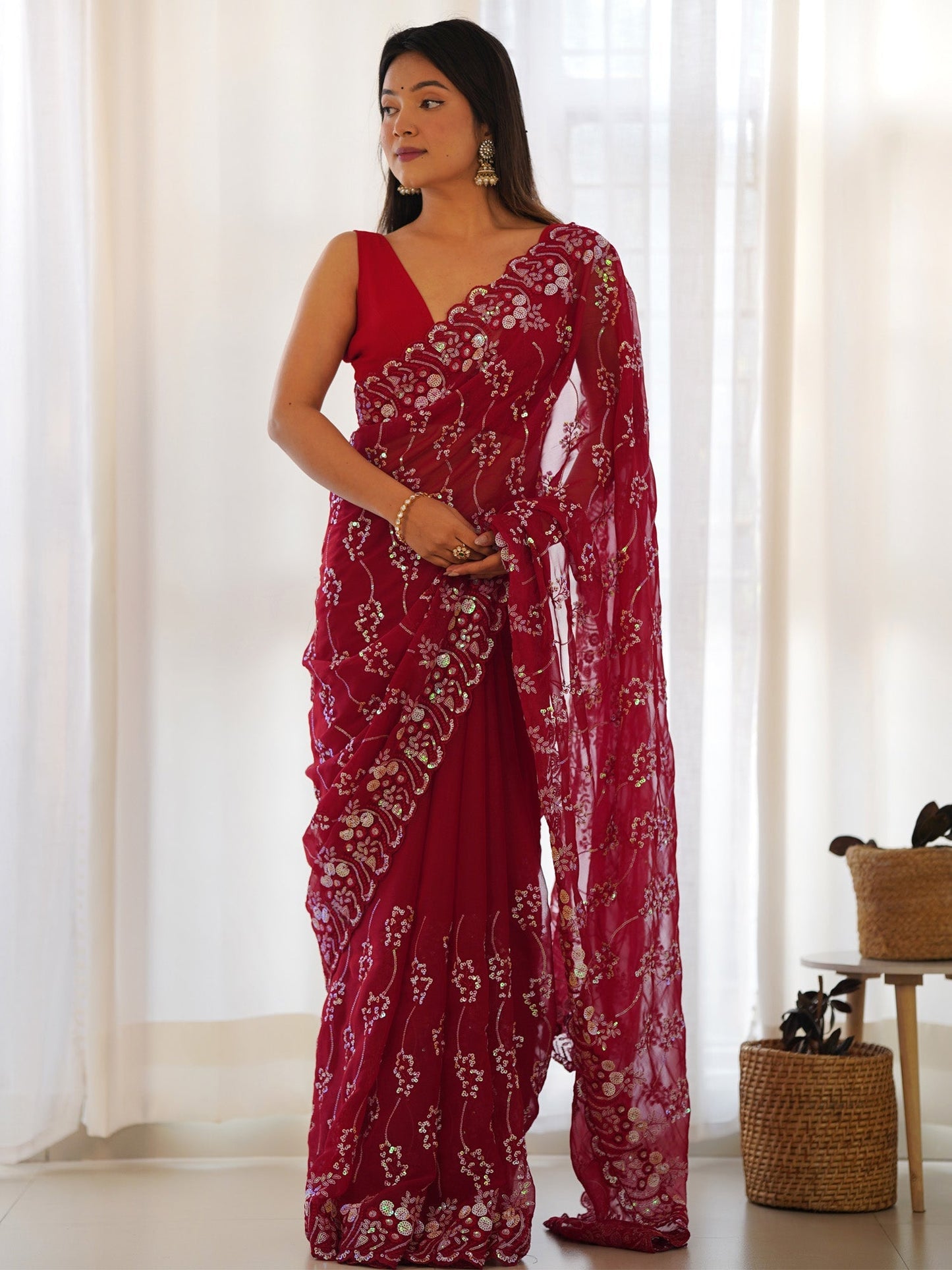 Women's Georgette Red Embellished Designer Saree With Blouse Piece