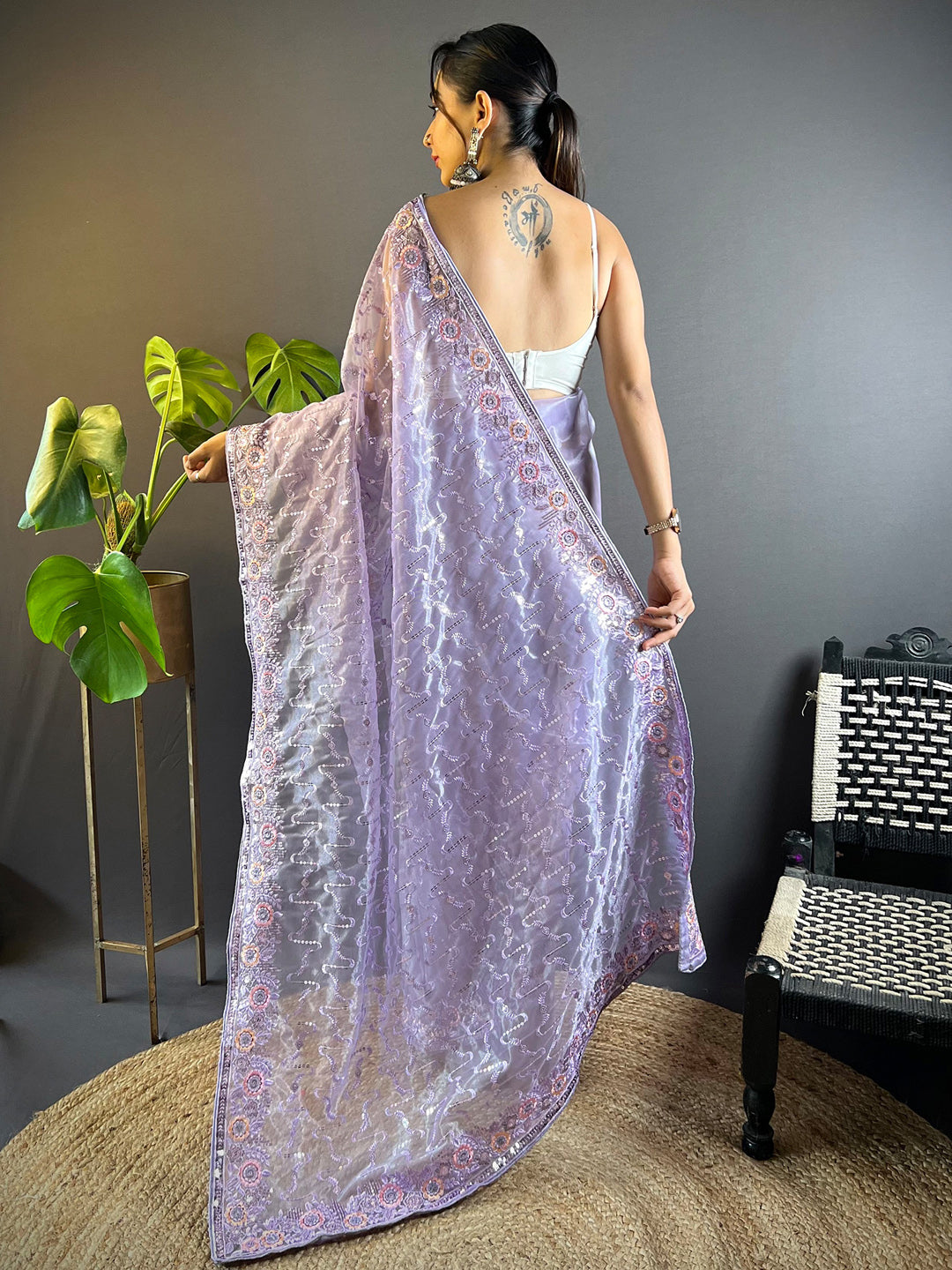 Women's Tissue Lavendar Embellished Designer Saree With Blouse Piece