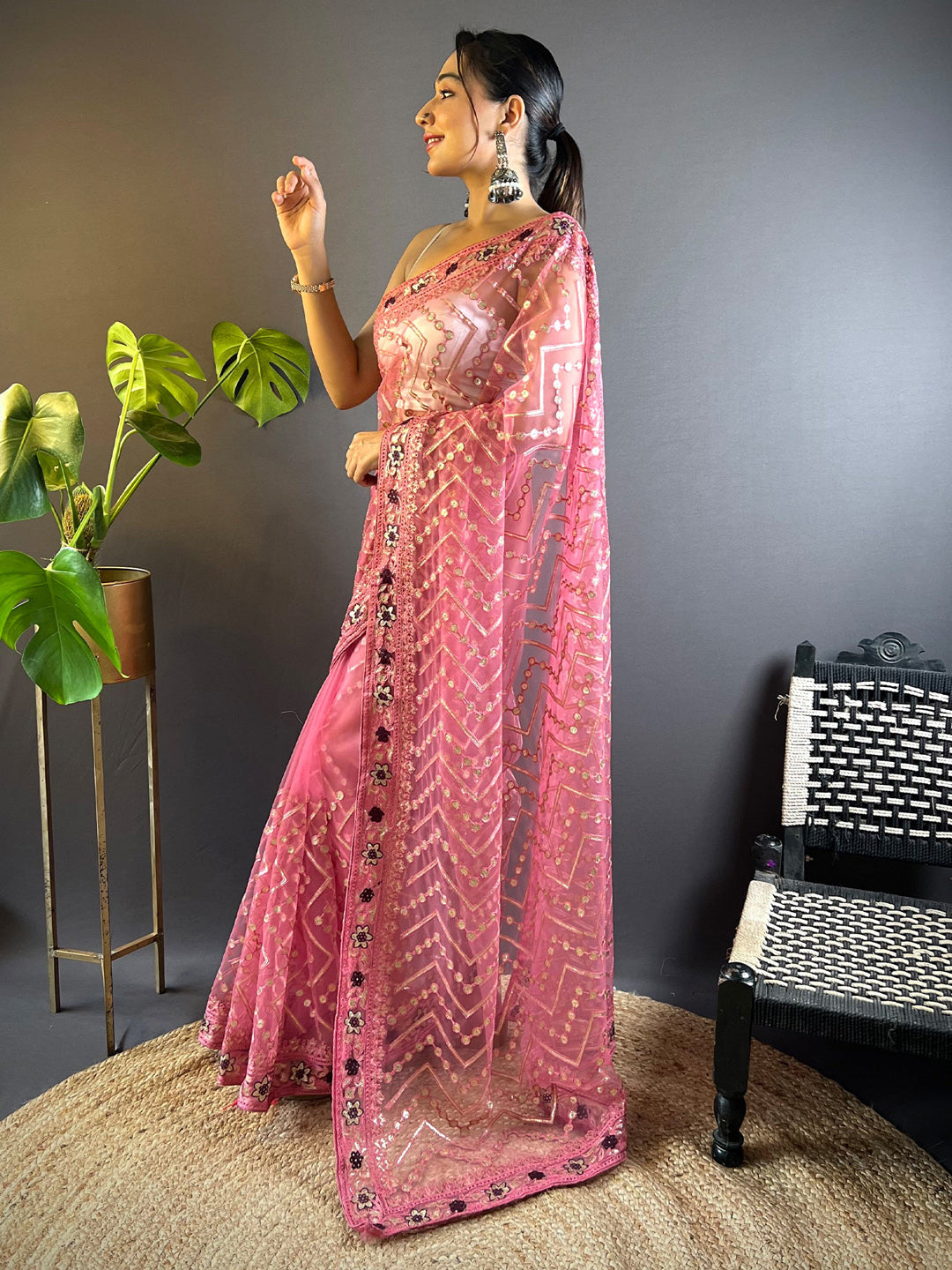 Women's Net Pink Embellished Designer Saree With Blouse Piece