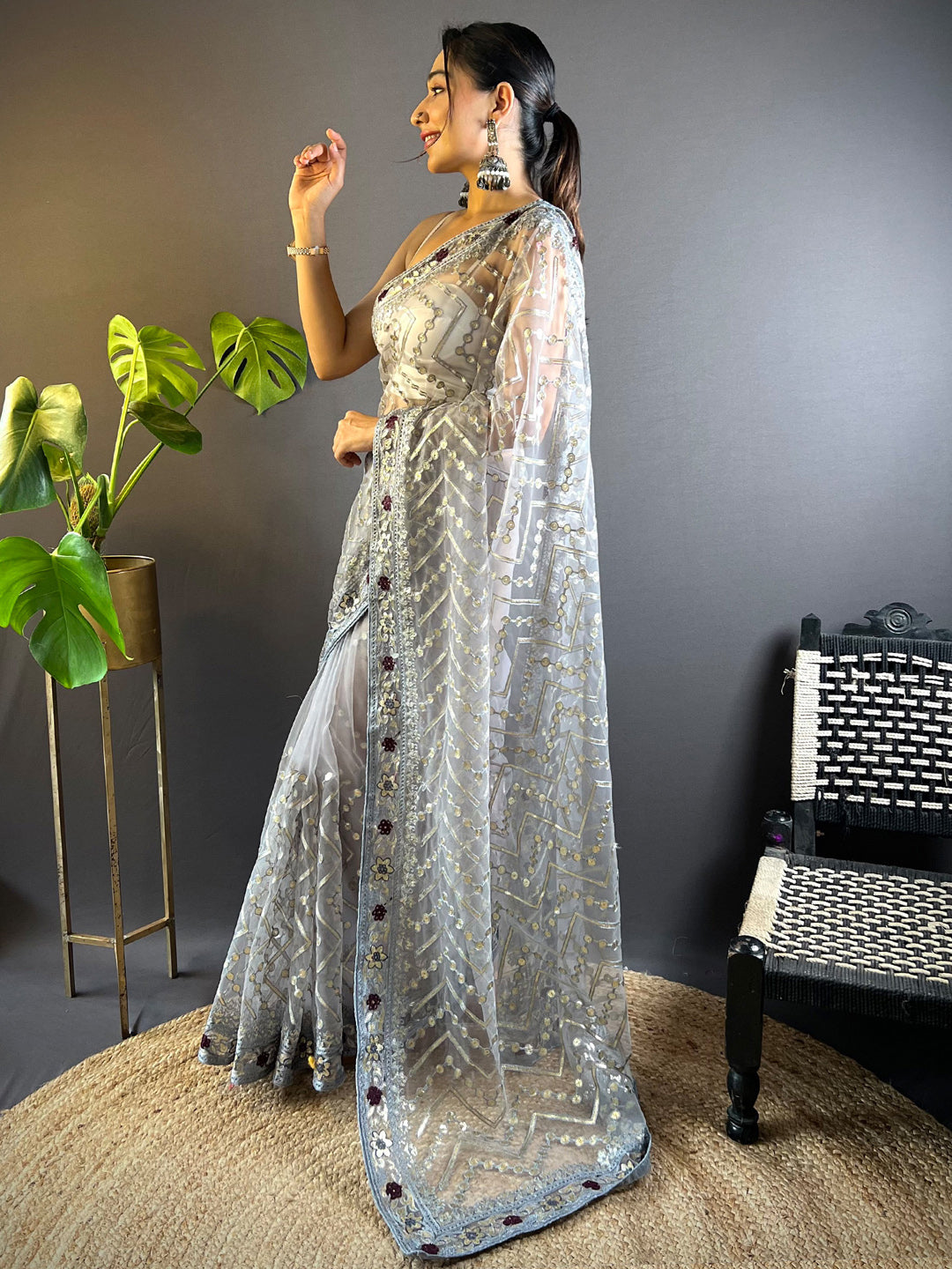 Women's Net Grey Embellished Designer Saree With Blouse Piece