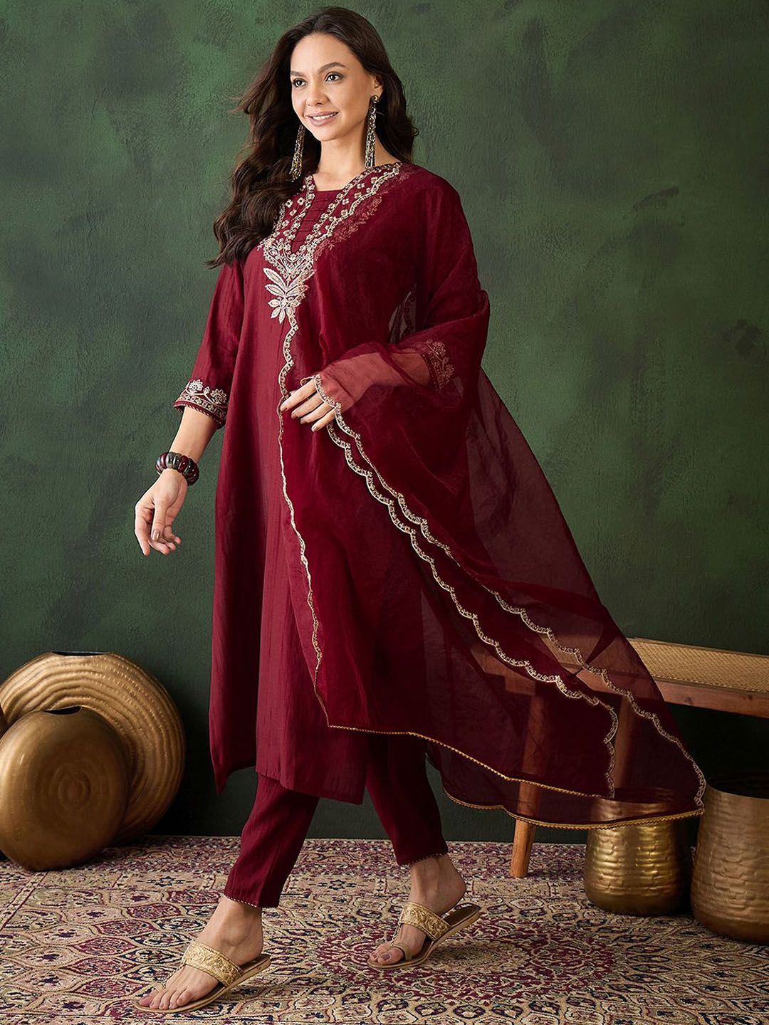 Indyancart SN Women's Floral Embroidered Straight Kurta & Trouser With Dupatta