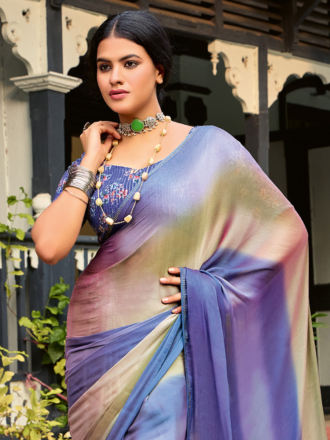 Women's Chiffon Lavendar Embellished Celebrity Saree With Blouse Piece