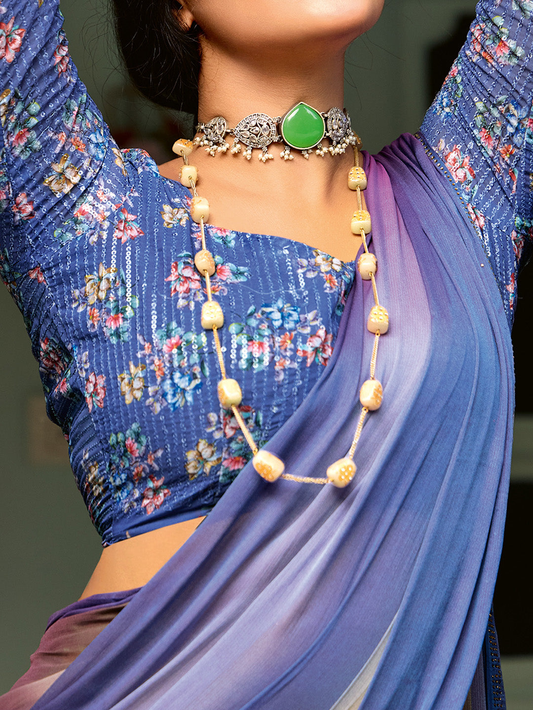 Women's Chiffon Lavendar Embellished Celebrity Saree With Blouse Piece
