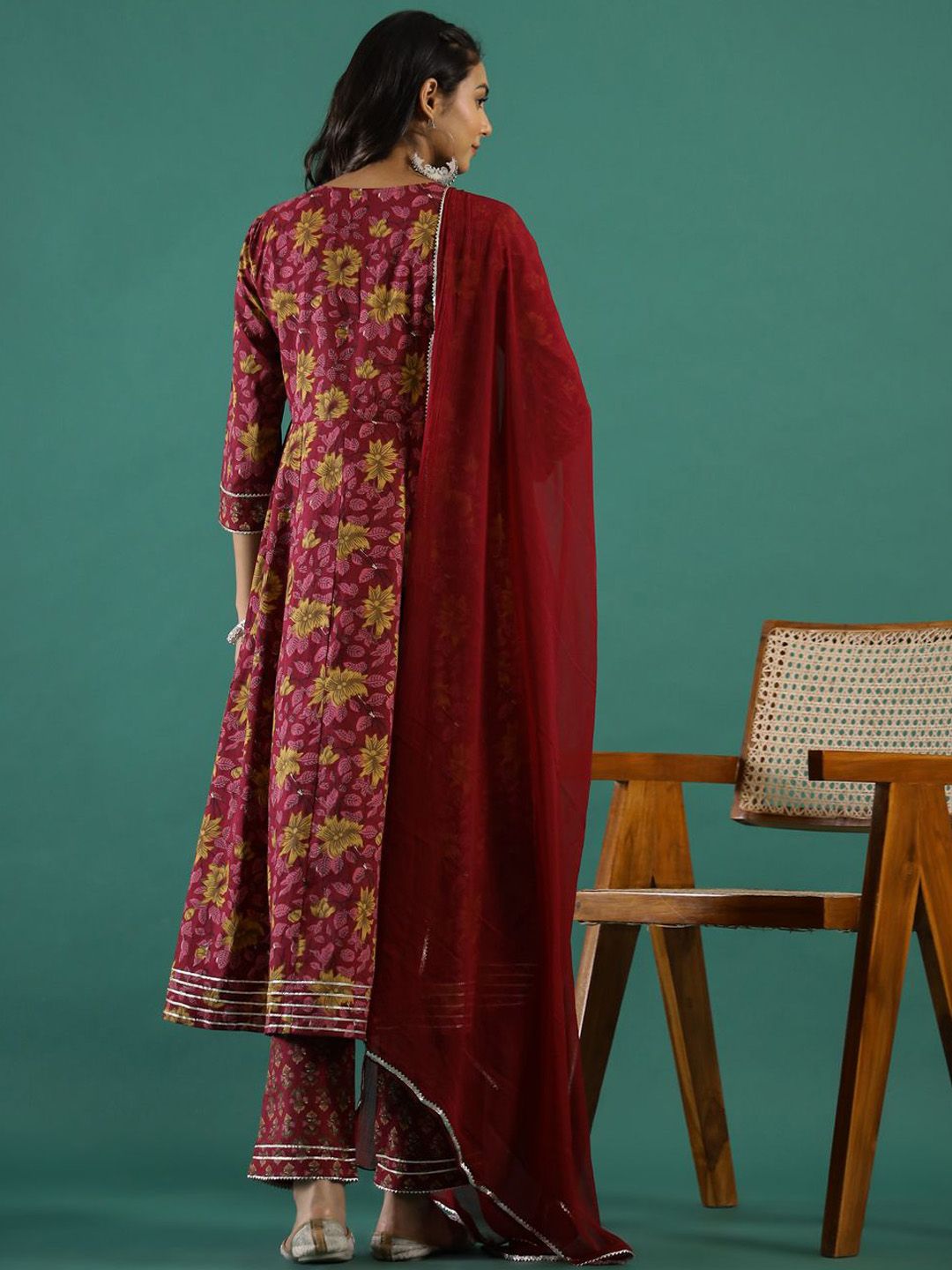 Indyancart SN Women's Floral Printed Gotta Patti Pure Cotton Anarkali Kurta & Trousers With Dupatta