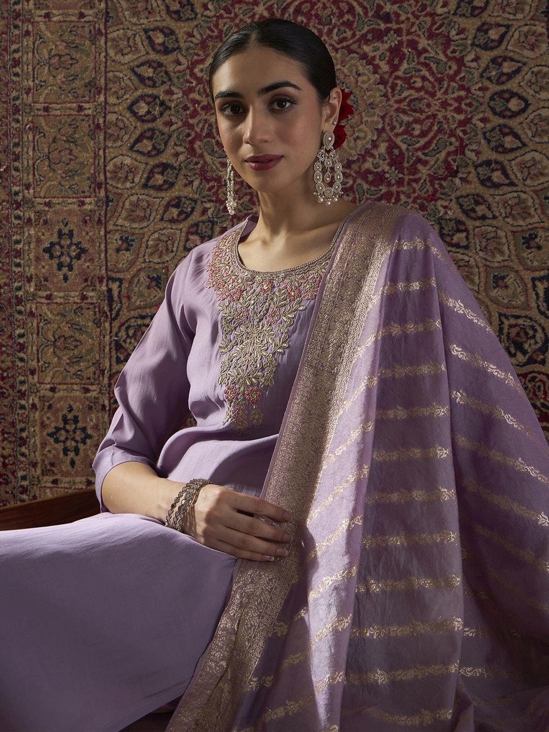 Ethnic Motifs Embroidered Thread Work Straight Kurta With Trousers & Dupatta