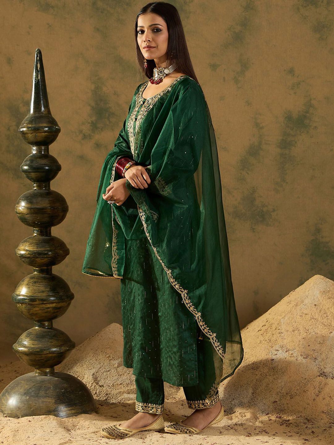 Dhiyona IE Ethnic Embroidered Zari Work Regular Sleeves Round Neck Liva Kurta Set
