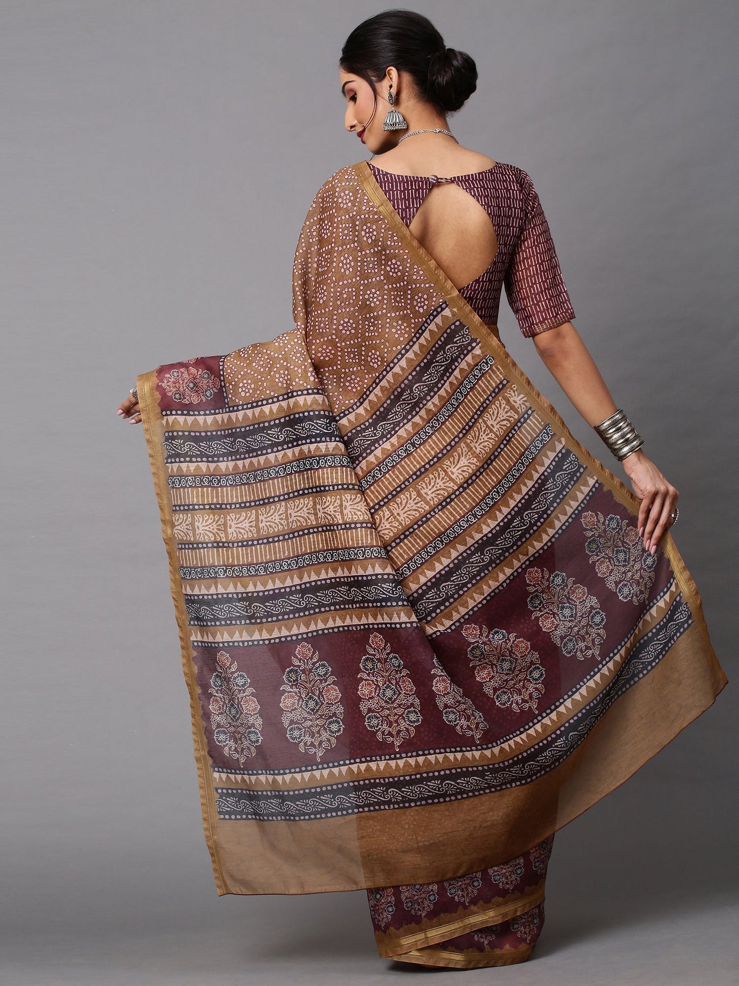 Women's Linen Blend Beige Printed Celebrity Saree With Blouse Piece
