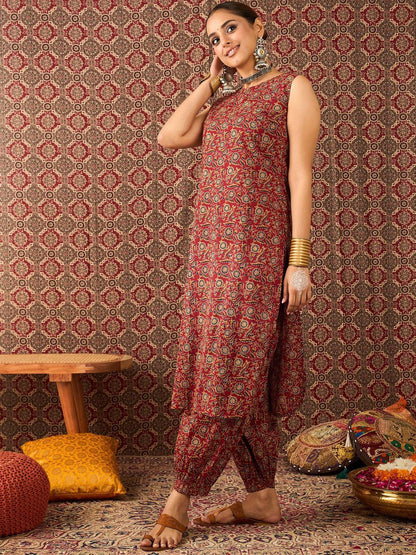 Women Ethnic Motifs Printed Pure Cotton Straight Kurta With Salwar Set