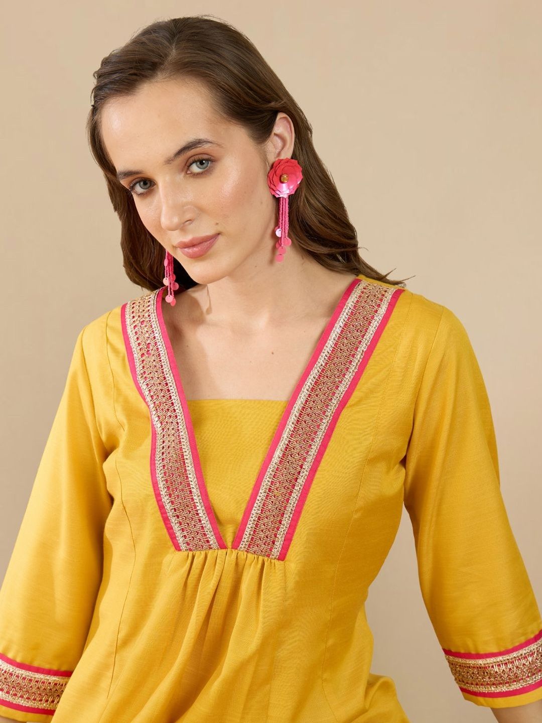 Women Empire Thread Work Kurta with Trousers