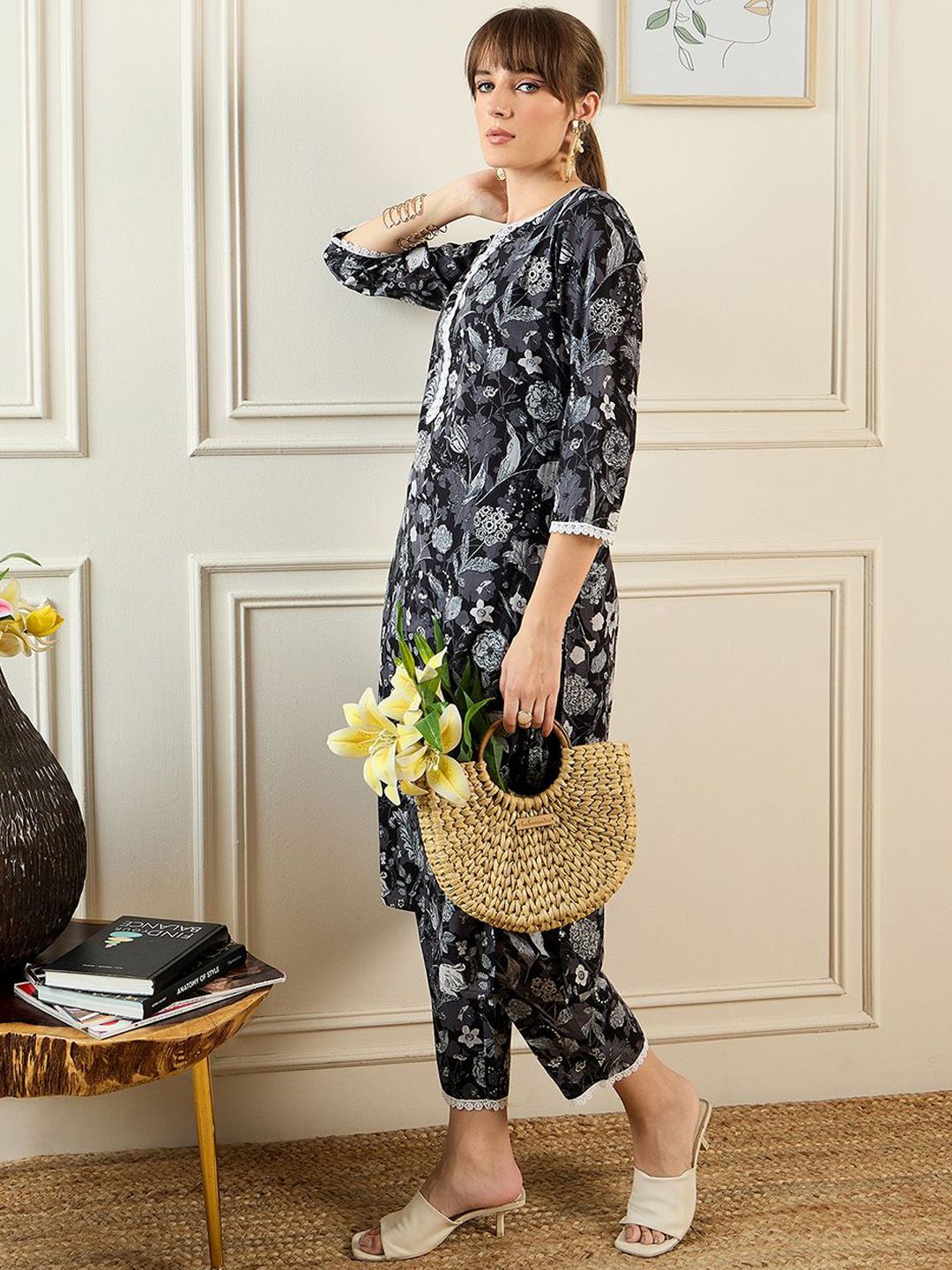 Indyancart IE Floral Printed Notched Neck Pure Cotton Straight Tunic With Trouser