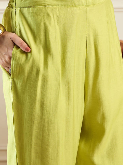 Indyancart IE Geometric Embroidered Thread Work Liva Straight Kurta With Trousers & Dupatta