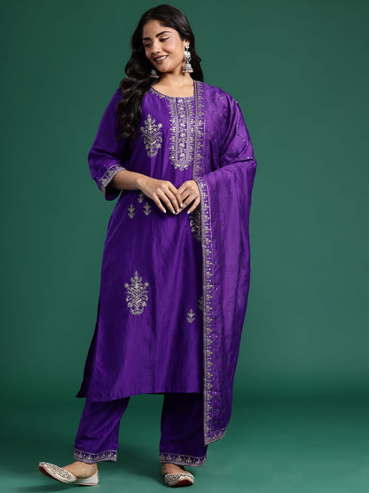 Indyancart Women's Ethnic Motifs Embroidered Kurta with Trousers & Dupatta