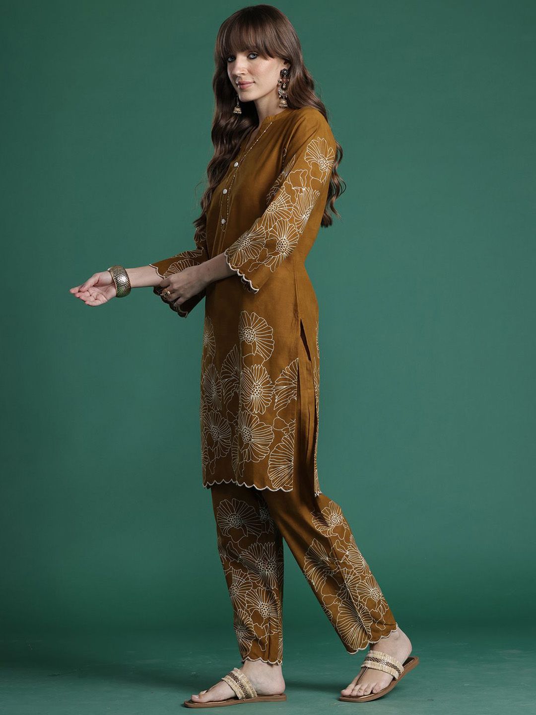 Indyancart IE Embroidered Straight Tunic & Trousers Co-Ord Set