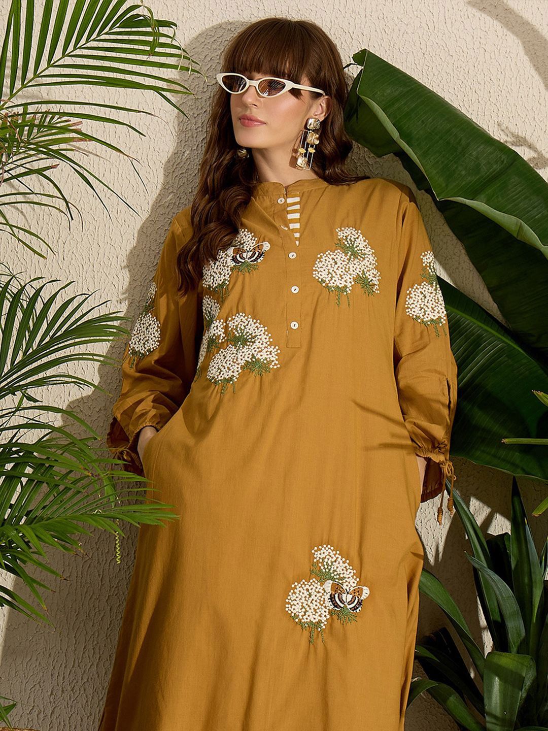 Adults-Women Woven Design Embroidered Cotton Kurta with Trousers
