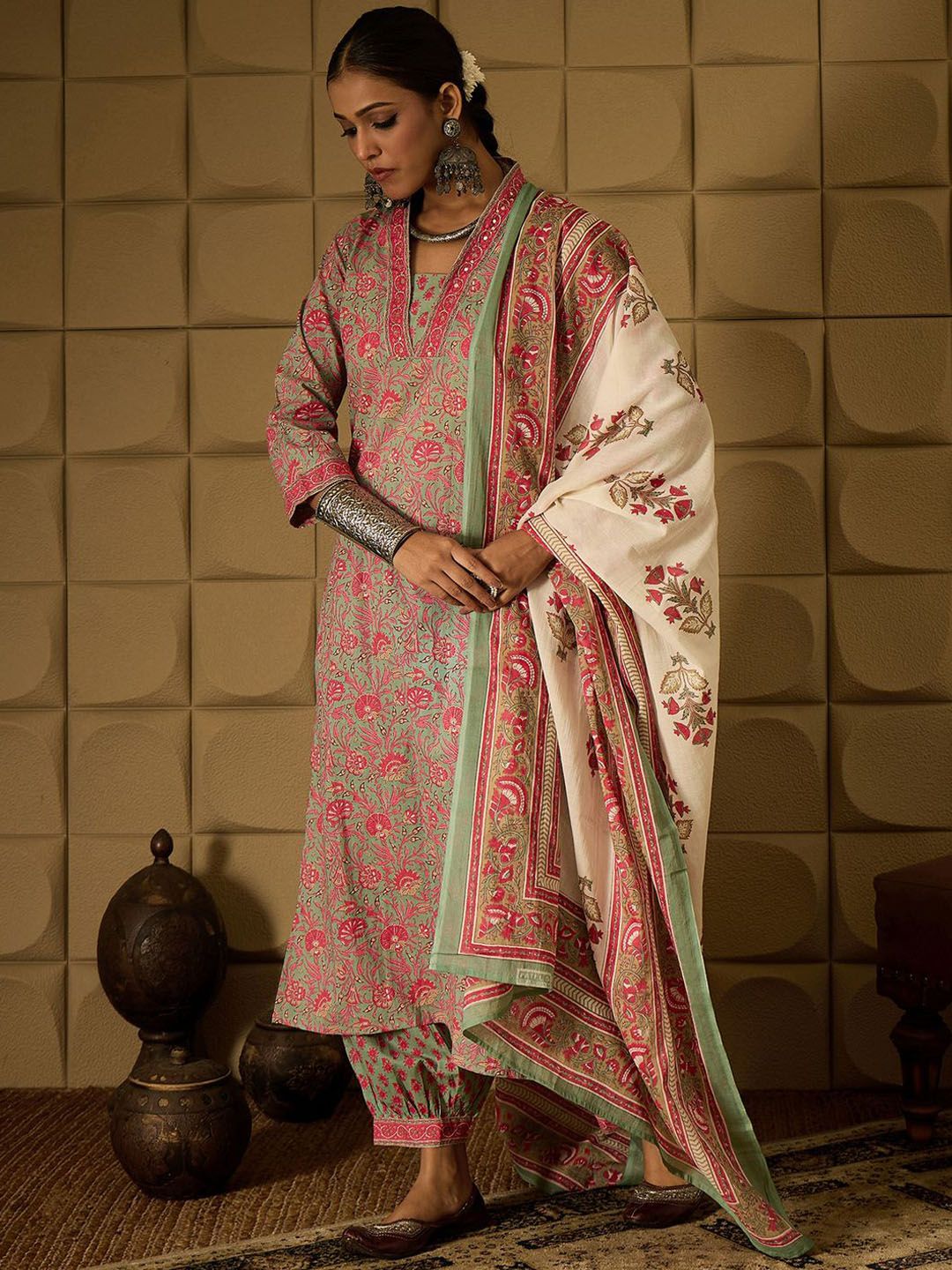 Indyancart IE Floral Printed Pure Cotton Straight Kurta with Salwar & Dupatta