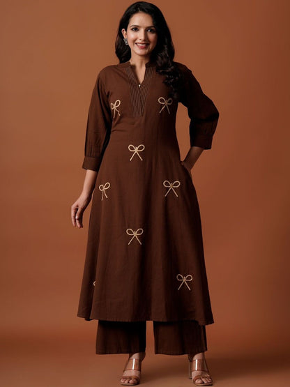 Women Embroidered Thread Work Pure Cotton Kurta with Palazzos