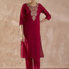 Dhiyona IE Floral Embroidered Round Neck Thread Work Kurta With Trouser