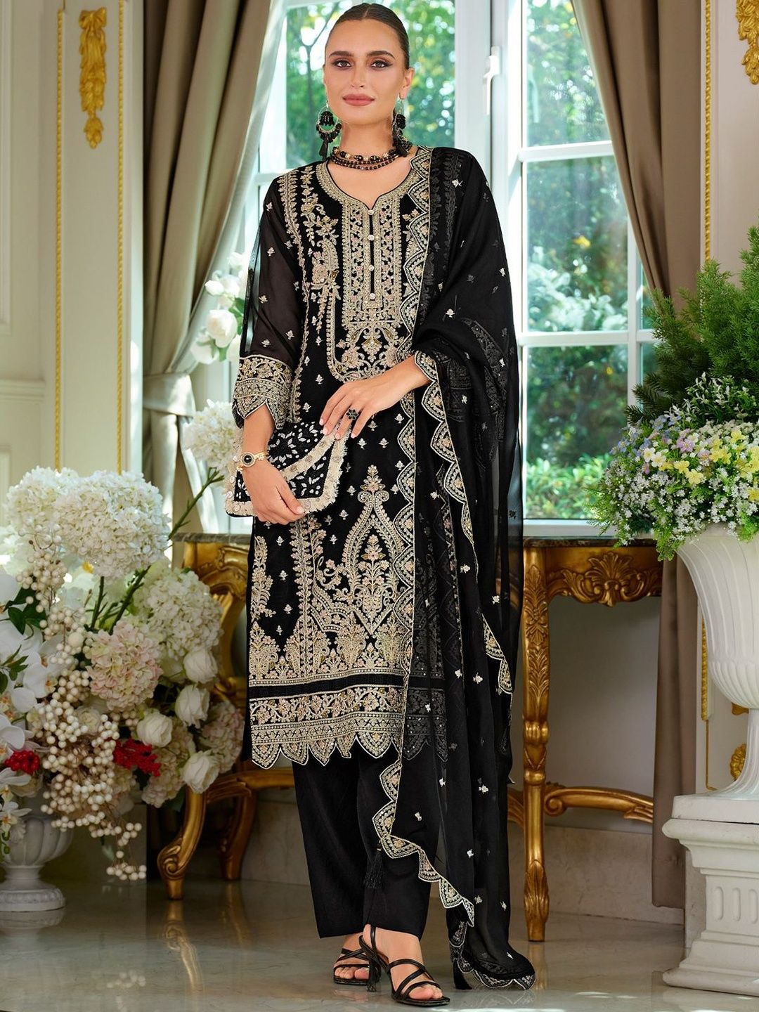 Ethnic Motifs Embroidered V-Neck Thread Work Kurta With Trousers & Dupatta