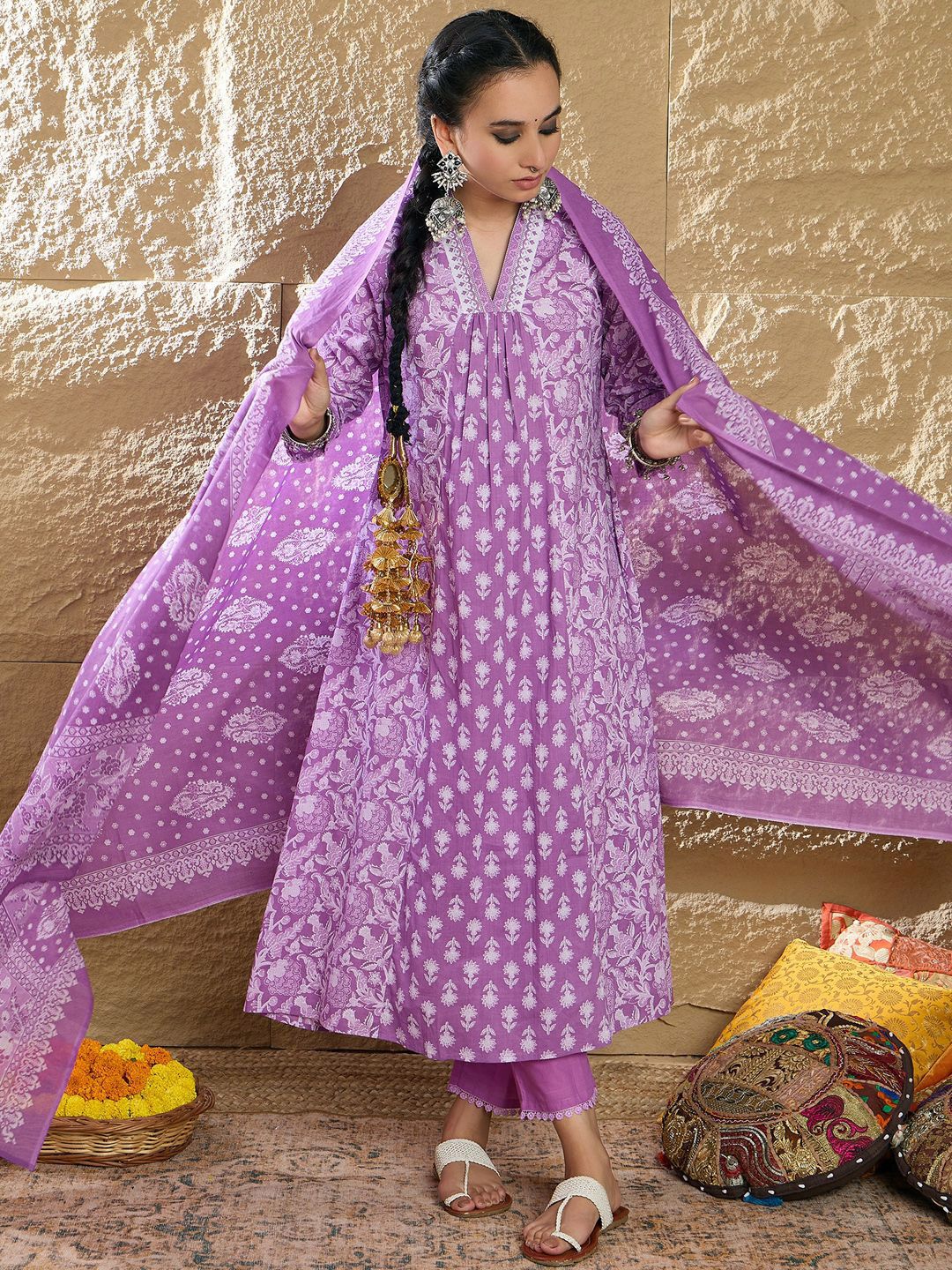 Indyancart IE Women Floral Printed Panelled Pure Cotton Kurta with Trousers & Dupatta