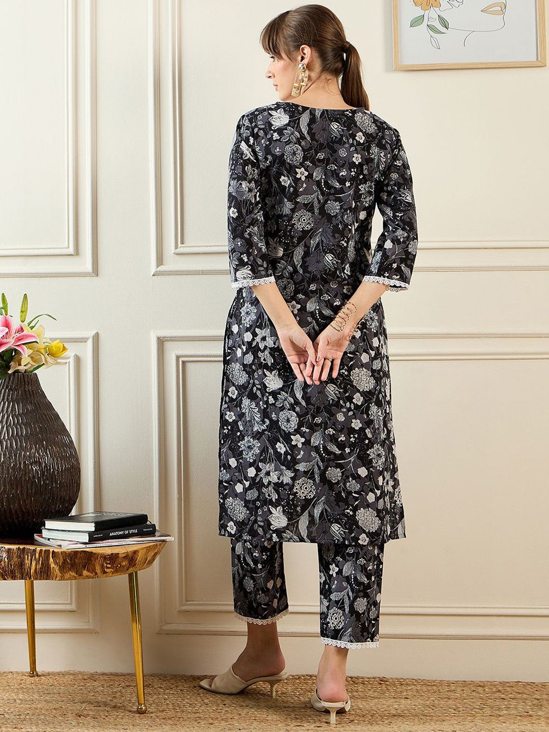 Indyancart IE Floral Printed Notched Neck Pure Cotton Straight Tunic With Trouser