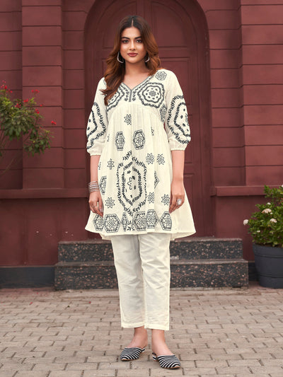 Indyancart TI Women's Women's Off White Embroidered A Line Fit Kurta with Pant