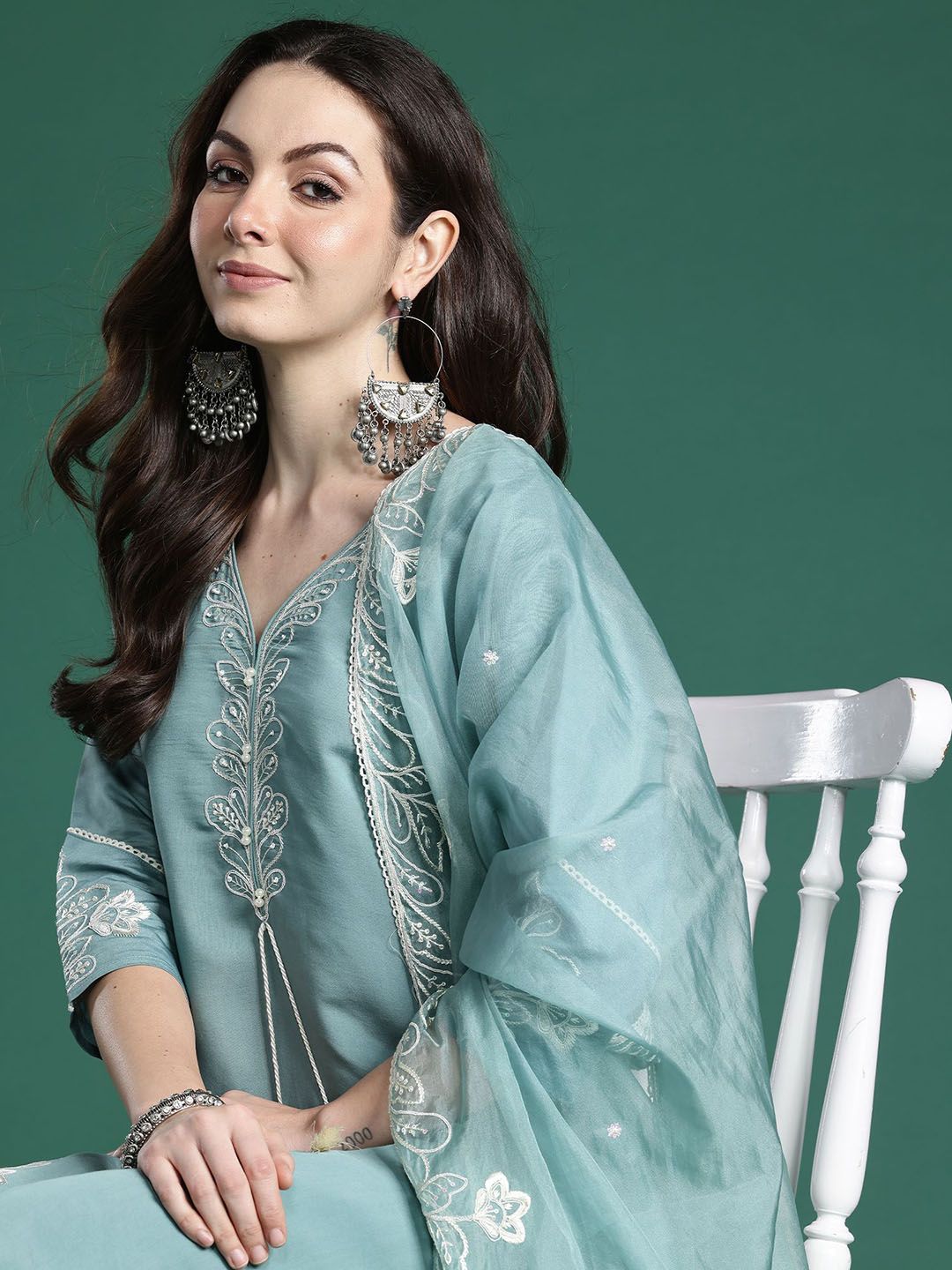 Indyancart IE Women Floral Embroidered Regular Kurta with Trousers & With Dupatta