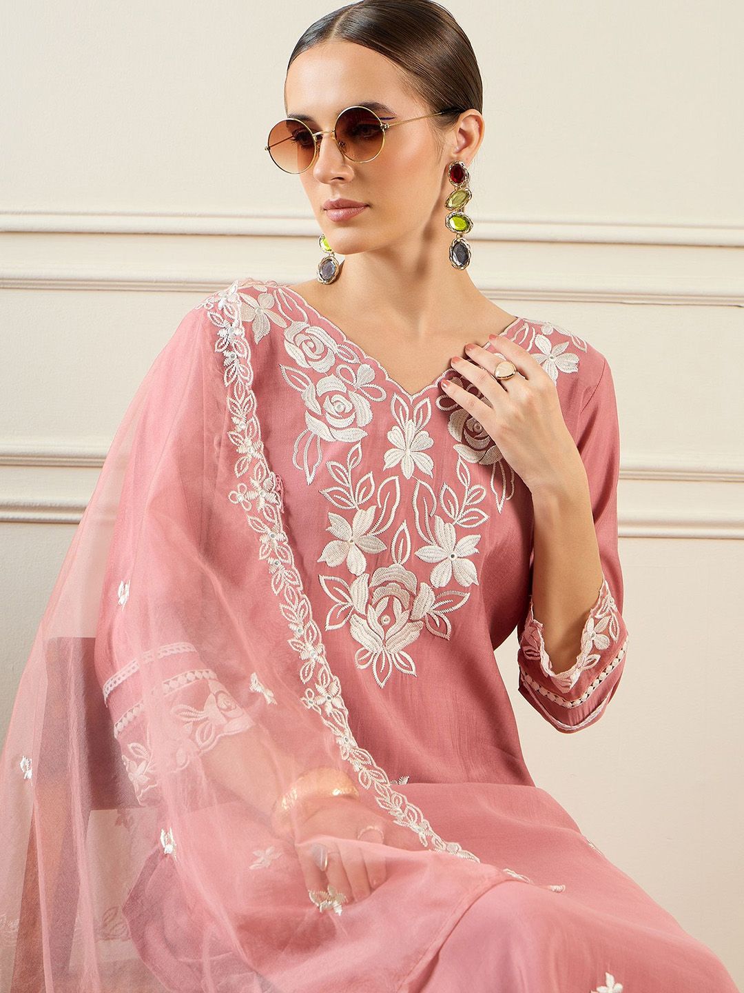Indyancart IE Women Rust Kurta Sets