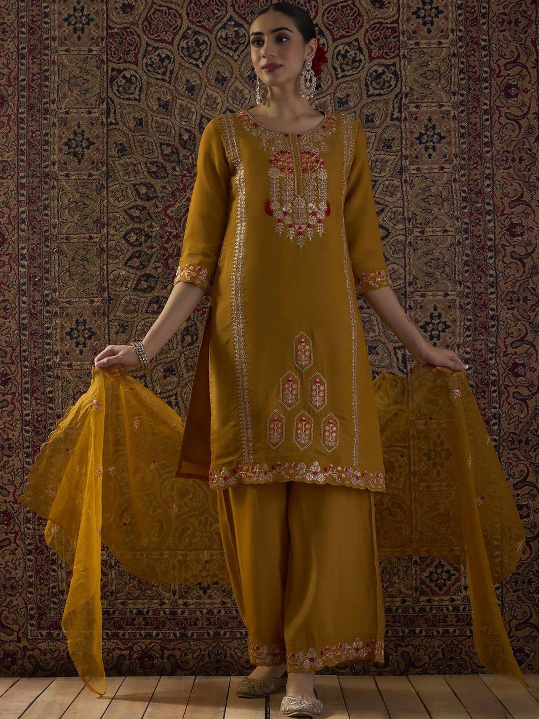 Floral Embroidered Thread Work Straight Kurta With Palazzo & Dupatta