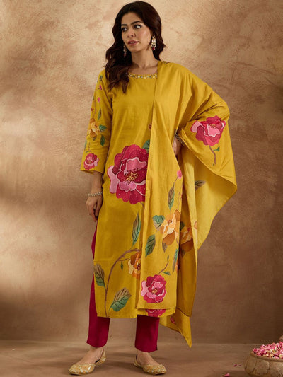 Indyancart IE Women Floral Printed Regular Pure Cotton Kurta with Trousers & With Dupatta