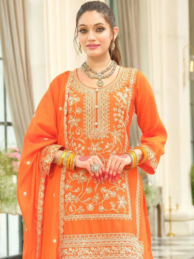 Dhiyona IE Ethnic Motifs Embroidered Round Neck Thread Work Kurta With Patiala & Dupatta