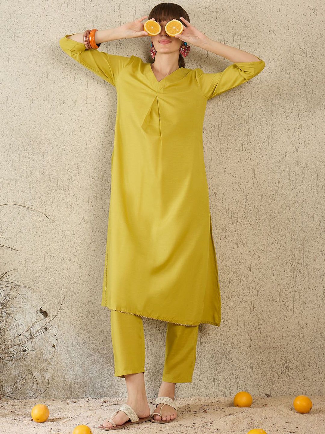 Indyancart IE Women Solid V-Neck Top and Trousers Co-Ords