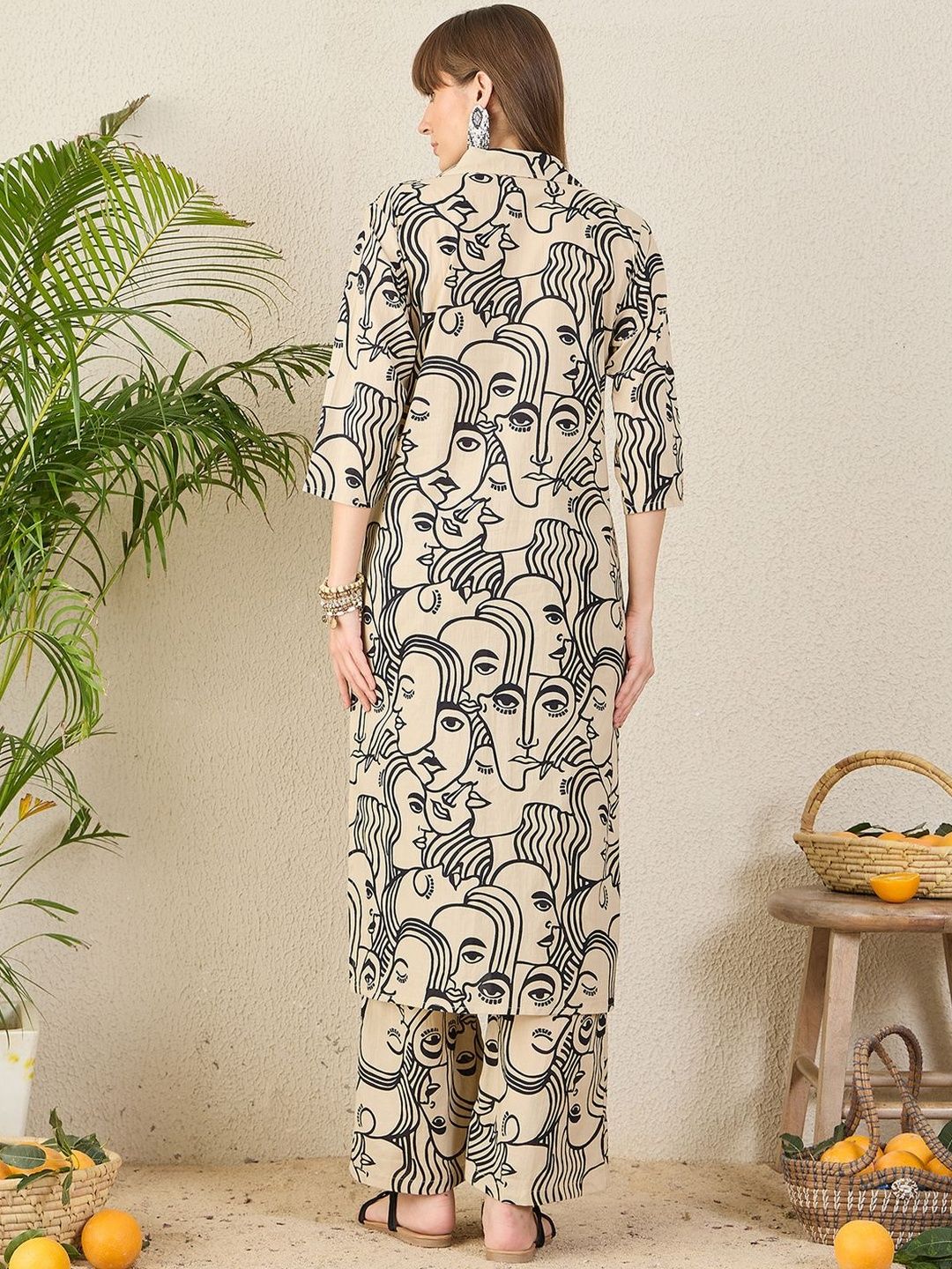 Women Abstract Printed Cotton Kurta with Palazzos