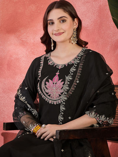 Indyancart SN Women's Floral Yoke Design Zari Sequence Straight Kurta With Trousers & Dupatta