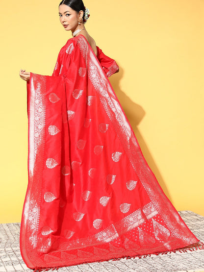 Women's Silk Blend Red Woven Design Celebrity Saree With Blouse Piece