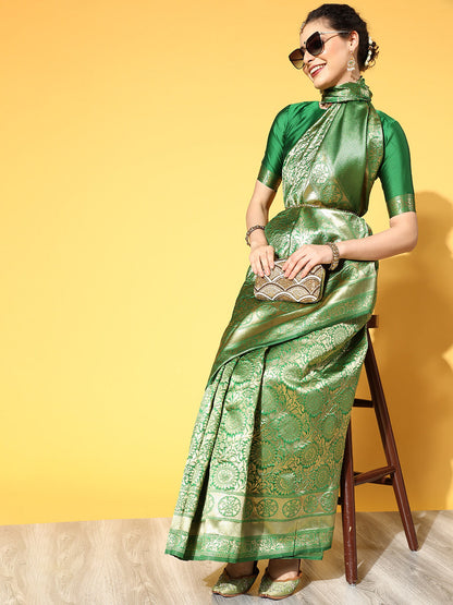 Women's Silk Blend Green Woven Design Celebrity Saree With Blouse Piece