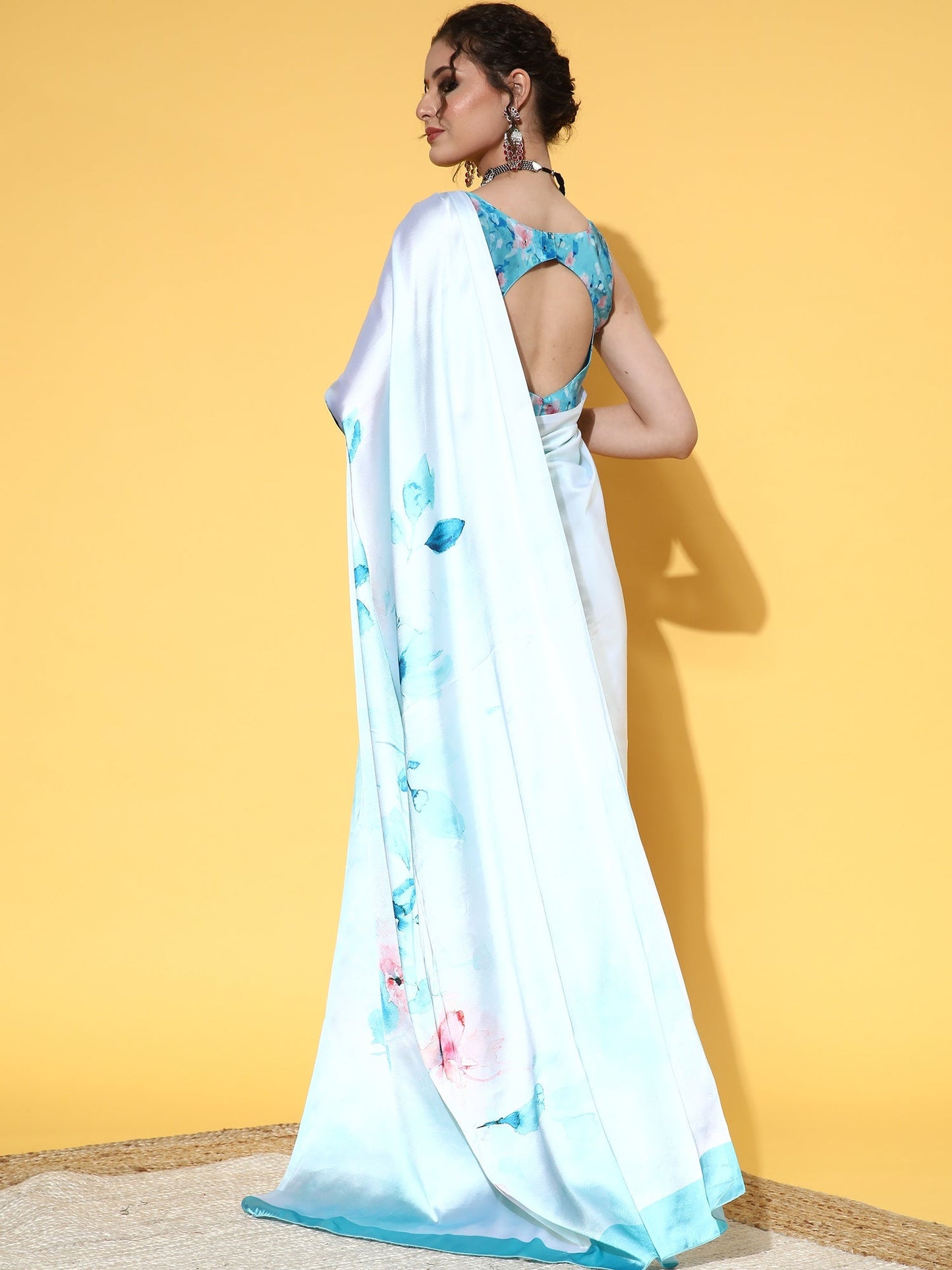Women's Crepe Turquoise Printed Designer Saree With Blouse Piece