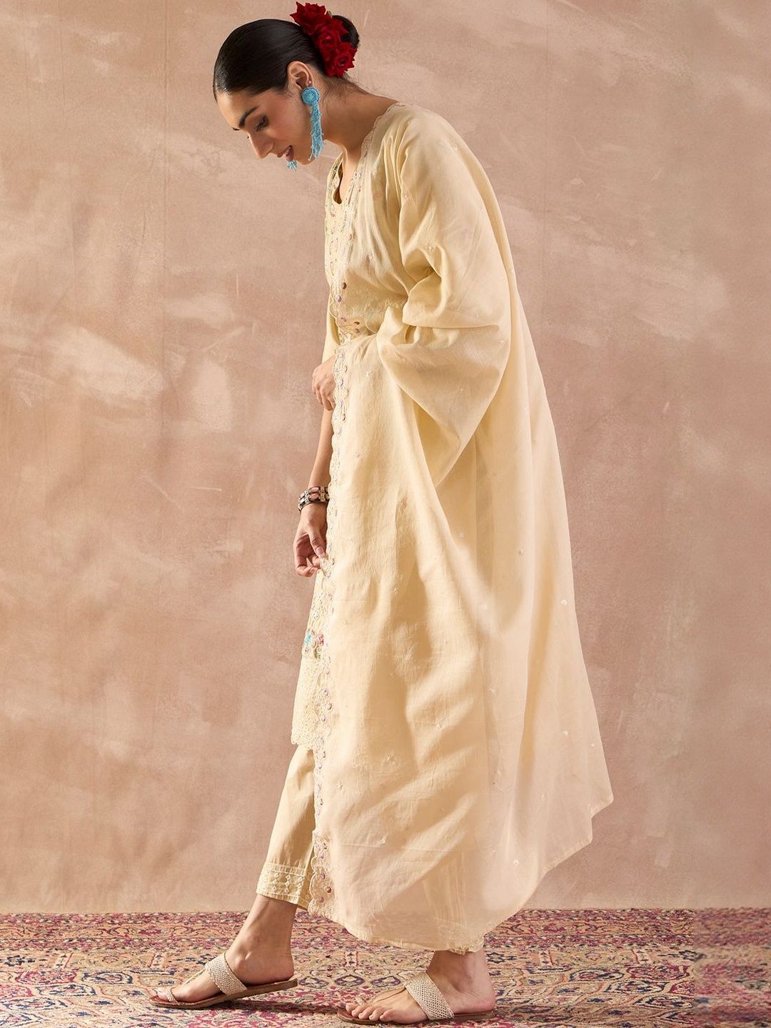 Floral Embroidered V-Neck Thread Work Pure Cotton Kurta With Trousers & Dupatta