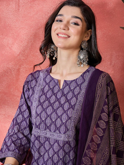 Indyancart SN Women's Floral Printed Pure Cotton Straight Kurta With Trousers & Dupatta