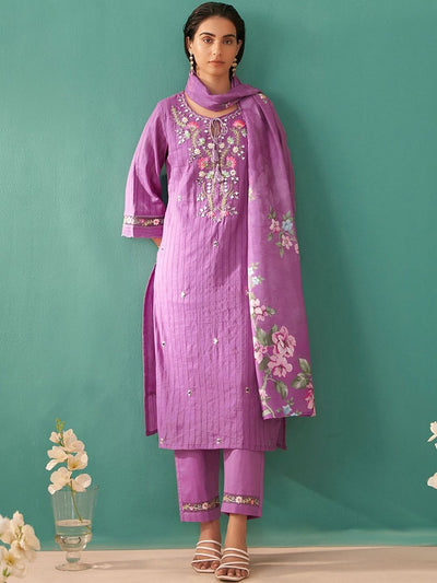 Indyancart IE Women Floral Embroidered Regular Thread Work Pure Cotton Kurta with Trousers & With Dupatta