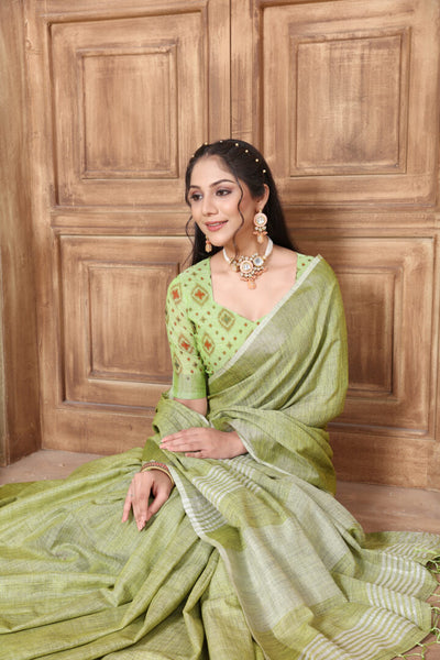 Indyancart GR Women's Glory Kiwi Green Soft Linen Solid Woven Saree